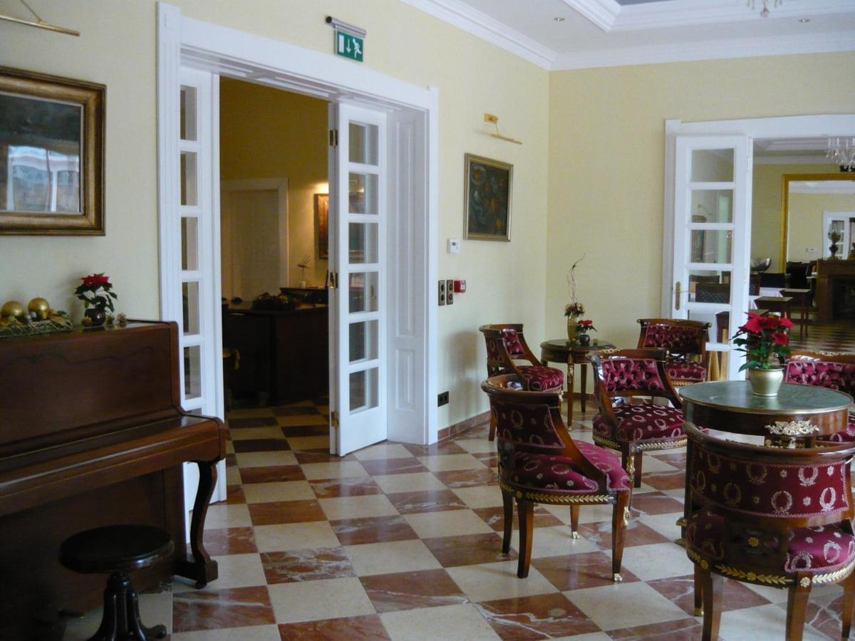 Chateau Visz Bagian luar foto